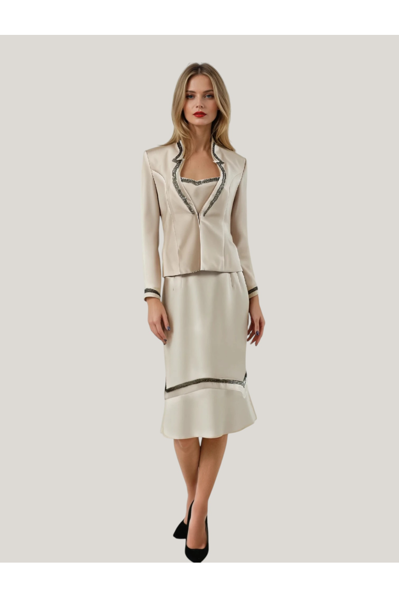 Jupe écrue de tailleur femme. Idéale pour mariage ou cérémonie en location.