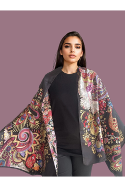 Foulard grand format Folkloric Masterpiece de Freywille en location