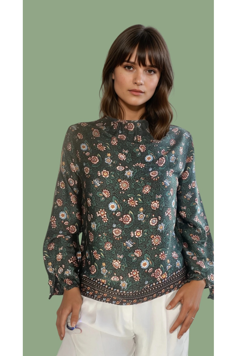 Blouse Vanessa Bruno à louer 5 jours ou 1 mois - visuel de face éloigné Blouse Vanessa Bruno à louer 5 jours ou 1 mois - visuel de face éloigné