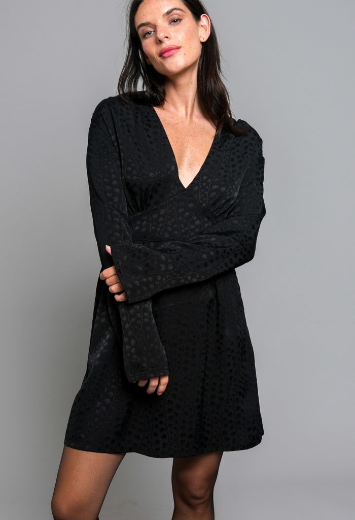 Robe noire Rania Jac à louer - Tenue de festival