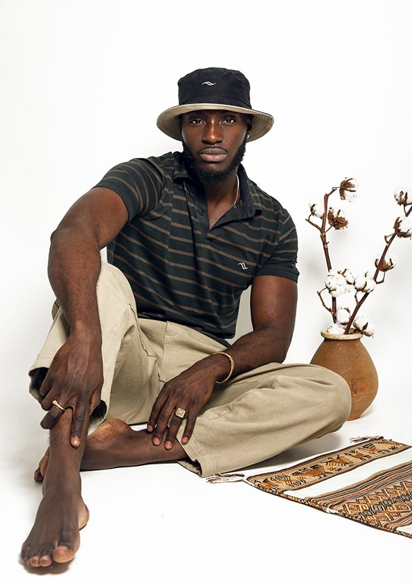 Le polo Panama Upcycling de Palasana dispo à la location de vêtements pour hommes