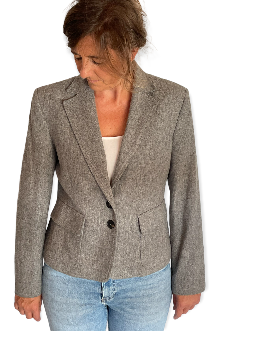 veste grise tenue de bureau femmes